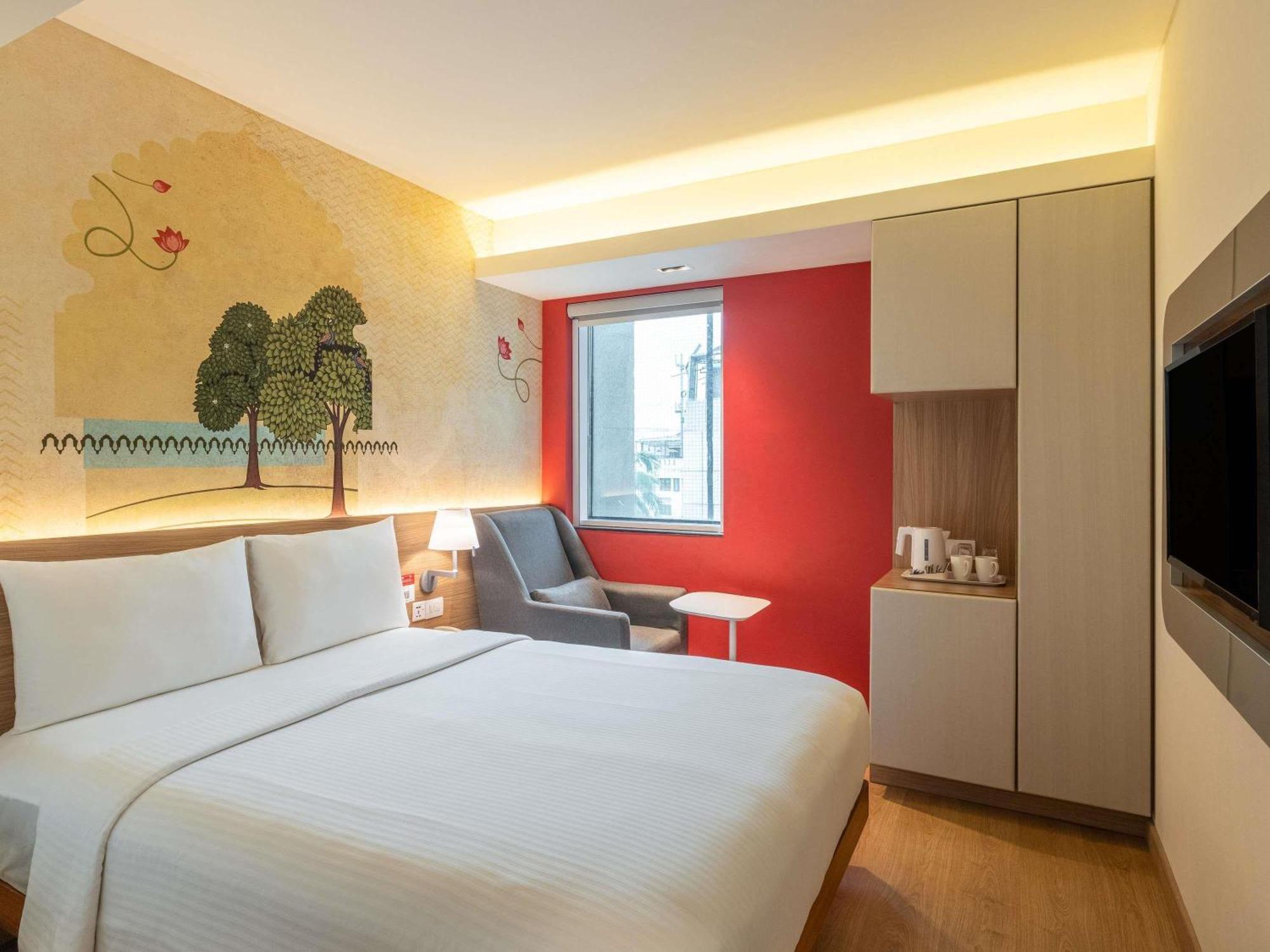 Ibis Mumbai Airport - An Accor Brand — Photos 1